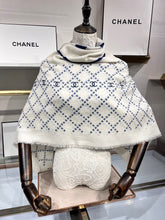 Load image into Gallery viewer, CLTH350 CC Square Cashmere Scarf / 140x140cm(55.1x55.1in)
