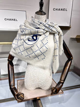 Load image into Gallery viewer, CLTH350 CC Square Cashmere Scarf / 140x140cm(55.1x55.1in)
