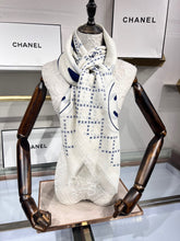 Load image into Gallery viewer, CLTH350 CC Square Cashmere Scarf / 140x140cm(55.1x55.1in)
