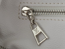 Load image into Gallery viewer, LB1119 Cosmetic Pouch GM / 10.6 x 7.1 x 3.5 inches
