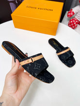 Load image into Gallery viewer, SE1620 6AM Flat Mule / Size5-11
