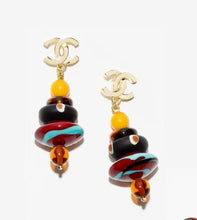 Load image into Gallery viewer, JW1446 CHANEL Colorful Ribbed Brass Ear
