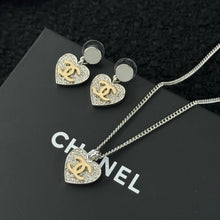 Load image into Gallery viewer, JW1449 CHANEL Heart Motif Full-Pavé Crystal Necklace
