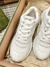 Load image into Gallery viewer, SE1370 Women&#39;s Gucci Ripple Sneaker / Size5-11
