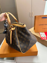 Load image into Gallery viewer, LB845 Large Tivoli / 13x6.7x11.4in
