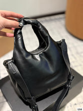 Load image into Gallery viewer, PD349 Padded Mini Handbag / 7.8x5.9x3.5inch
