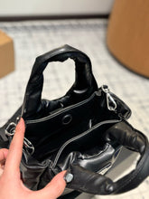 Load image into Gallery viewer, PD349 Padded Mini Handbag / 7.8x5.9x3.5inch
