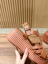 Load image into Gallery viewer, SE1622 Chloé Nama Wedge Sandal / Size5-10
