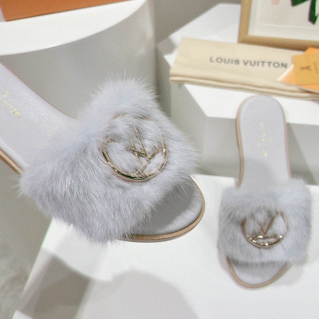SE1173 LB Mink Fur Flat Mule / Size5-12