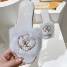 Load image into Gallery viewer, SE1173 LB Mink Fur Flat Mule / Size5-12
