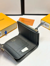 Load image into Gallery viewer, LB1194 Zoé Wallet / 3.7 x 3 x 1.2 inches
