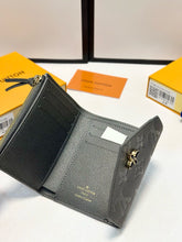 Load image into Gallery viewer, LB1194 Zoé Wallet / 3.7 x 3 x 1.2 inches
