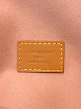 Load image into Gallery viewer, LB1326 Pochette Camille / 8.1 x 4.3 x 2.4 inches / HIGHEST QUALITY VERSION
