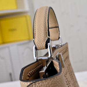 FF301 Peekaboo ISeeU Small / 10.6x5.9x2.3inch