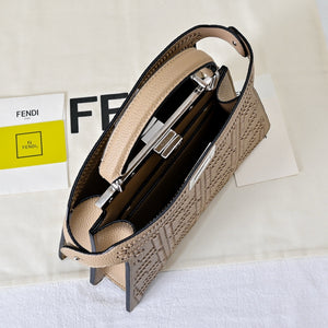 FF301 Peekaboo ISeeU Small / 10.6x5.9x2.3inch