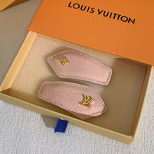 Load image into Gallery viewer, JW997 LV Backstage Hair Clip
