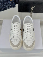 Load image into Gallery viewer, SE1371 CD Sneakers / Size4-11
