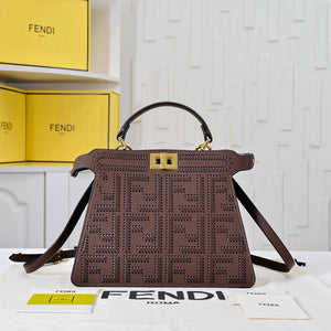 FF305 Peekaboo ISeeU Small / 10.6x5.9x2.3inch