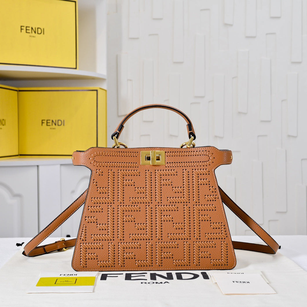 FF305 Peekaboo ISeeU Small / 10.6x5.9x2.3inch