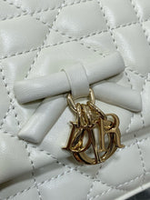 Load image into Gallery viewer, DR653 Dior Caro Bow Chain WOC / HIGHEST QUALITY VERSION / 21×11.5×7cm
