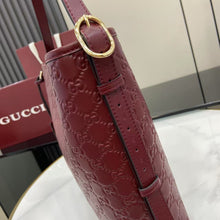 Load image into Gallery viewer, GC735 GG Emblem Medium Bucket Bag / 9.8&quot;W x 9.8&quot;H x 5.9&quot;D / HIGHEST QUALITY VERSION
