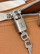 Load image into Gallery viewer, LB1356 Keepall Bandoulière 50 / 19.7 x 11.4 x 9.1 inches / HIGHEST QUALITY VERSION
