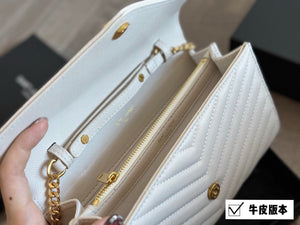 YSK405 Classic Cassandre Chain Wallet / 8.9 x 5.5 x 1.6 INCHES
