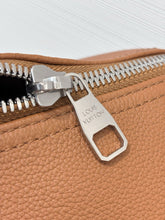 Load image into Gallery viewer, LB1356 Keepall Bandoulière 50 / 19.7 x 11.4 x 9.1 inches / HIGHEST QUALITY VERSION
