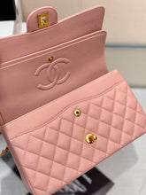 Load image into Gallery viewer, CC1493 Chanel Classic Flap Medium Bag / HIGHEST QUALITY VERSION / 25cm
