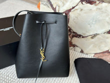Load image into Gallery viewer, YSK402 Medium Bucket Bag / 12.2x9.8x4.3inch
