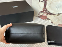 Load image into Gallery viewer, YSK402 Medium Bucket Bag / 12.2x9.8x4.3inch
