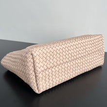 Load image into Gallery viewer, BV078 Large Cabat / HIGHEST QUALITY VERSION / 20.1x17.7x7.9inch
