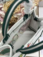 Load image into Gallery viewer, DR654 Dior Mini Book Tote / HIGHEST QUALITY VERSION / 26.5×21×14cm
