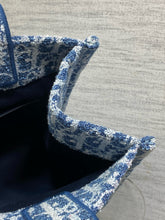 Load image into Gallery viewer, DR655 Dior Medium Book Tote / HIGHEST QUALITY VERSION / 36×27×16cm
