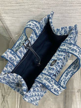 Load image into Gallery viewer, DR655 Dior Medium Book Tote / HIGHEST QUALITY VERSION / 36×27×16cm

