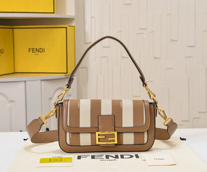 FF309 Baguette / 10.6x5.9x2.3inch