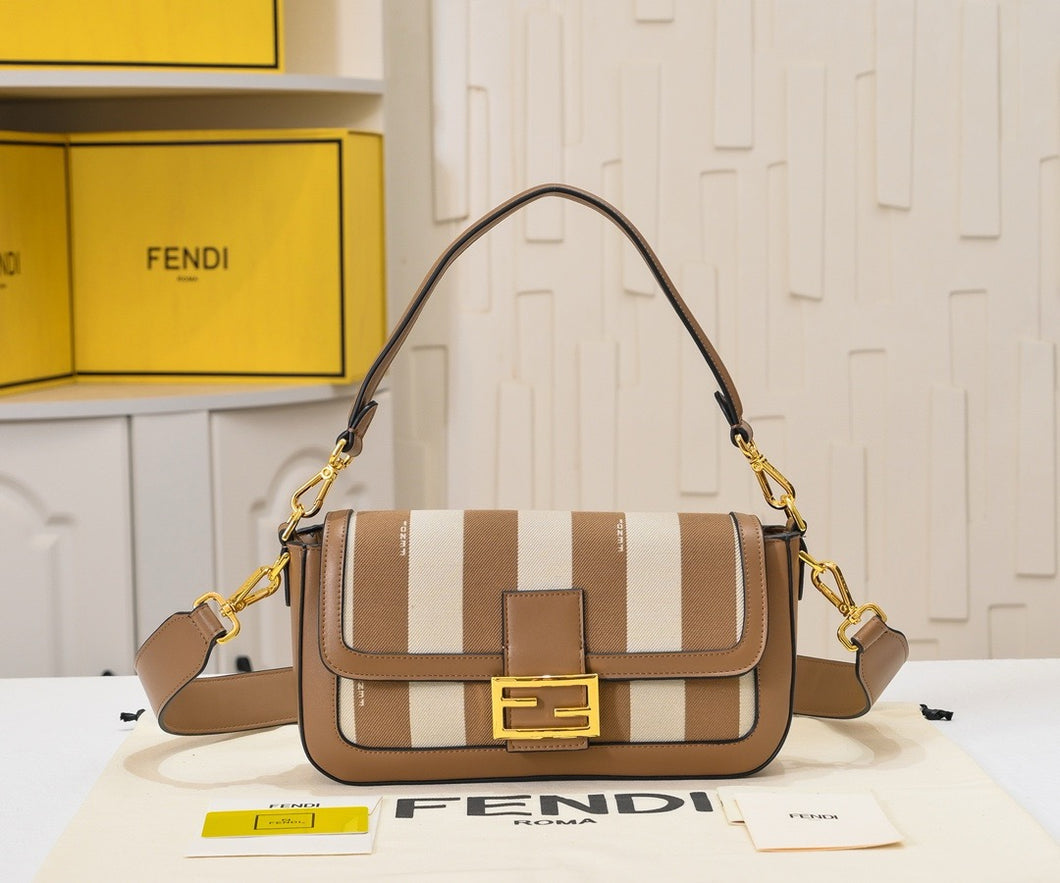 FF309 Baguette / 10.6x5.9x2.3inch