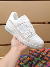 Load image into Gallery viewer, MSE075 LV Trainer Sneaker / Size7-12
