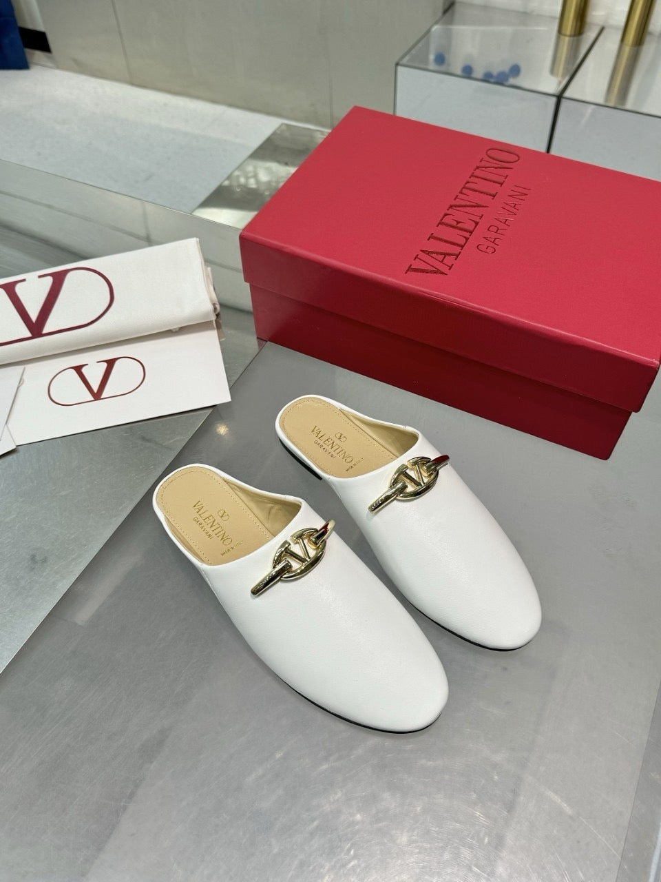 SE1686 Valentino Mules / Size5-11