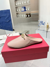 Load image into Gallery viewer, SE1687 Valentino Mules / Size5-11
