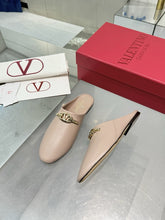 Load image into Gallery viewer, SE1687 Valentino Mules / Size5-11
