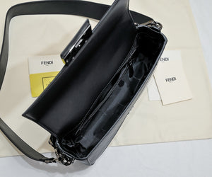 FF312 Baguette / 10.6x5.9x2.3inch