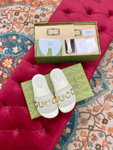 Load image into Gallery viewer, SE1099 Gucci Women's Slide Sandal / SE1099
