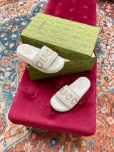 Load image into Gallery viewer, SE1099 Gucci Women's Slide Sandal / SE1099

