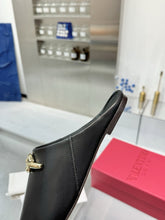 Load image into Gallery viewer, SE1689 Valentino Mules / Size5-11
