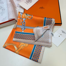 Load image into Gallery viewer, JW1460 Hermes "Monsieur le Cocher" Silk Scarf / 90×90cm
