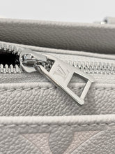 Load image into Gallery viewer, LB1196 OnTheGo East West / 9.8 x 5.1 x 3.9 inches / HIGHEST QUALITY VERSION
