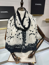 Load image into Gallery viewer, JW1463 Chanel Classic Elegance Cashmere Scarf / 100×200cm

