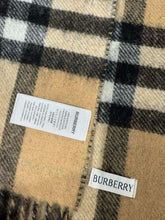 Load image into Gallery viewer, JW1462 Burberry Equestrian Knight Double-Sided Cashmere Shawl / 210×50cm
