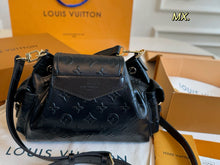 Load image into Gallery viewer, LB1327 Odyssée / 10.6 x 6.7 x 4.7 inches
